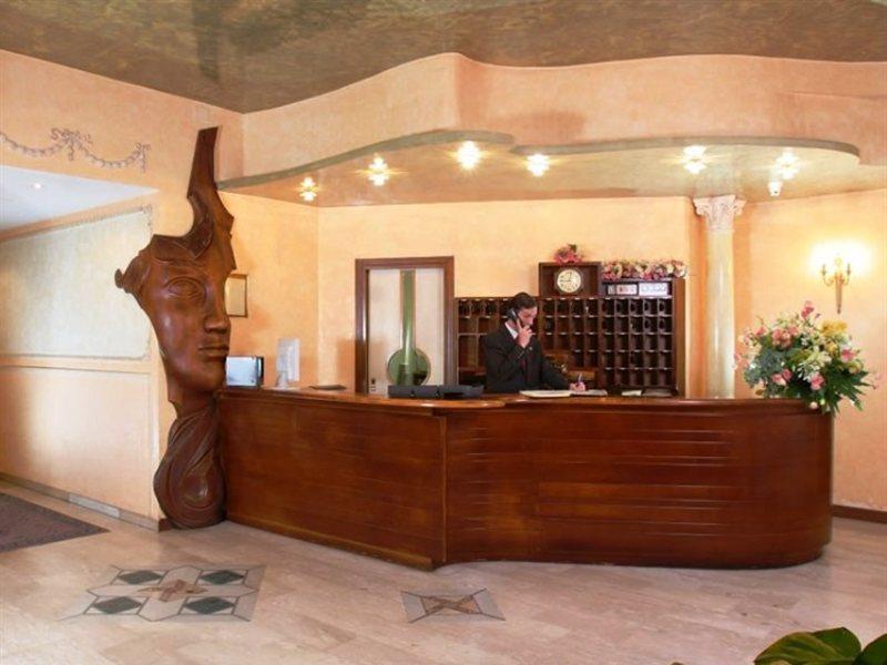 רומא Hotel Villa Rosa מראה חיצוני תמונה