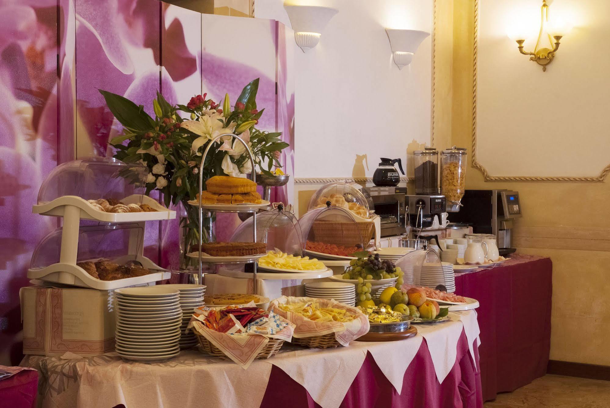 רומא Hotel Villa Rosa מראה חיצוני תמונה